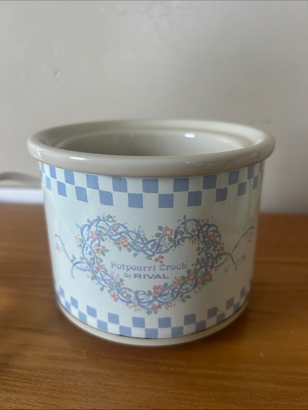 Rival Potpourri Crock - Heart Blue Floral